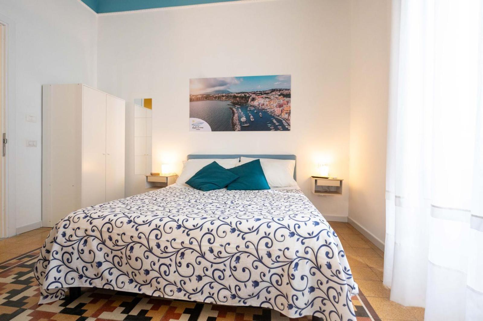 Resta Cu'mme Vomero Guest house *
